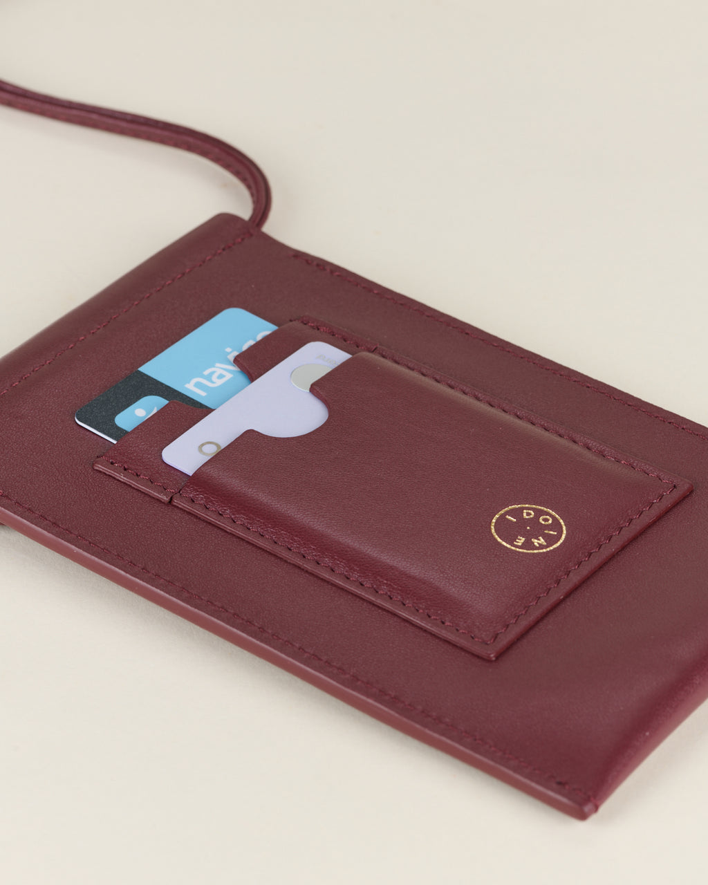 Pochette smartphone cuir Lie de vin