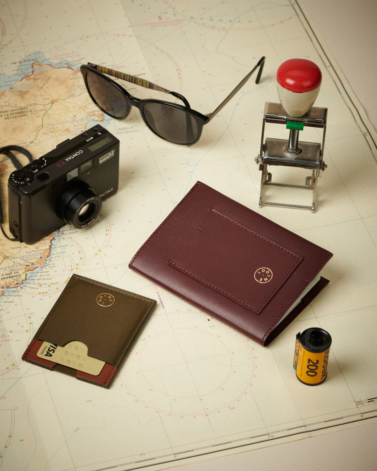 porte-passeport et porte cartes